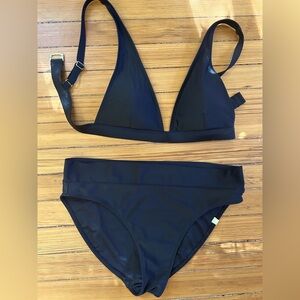 Summersalt plunge turndown bikini black size 6